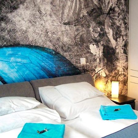 Victoria Apartman Kecskemét Buitenkant foto