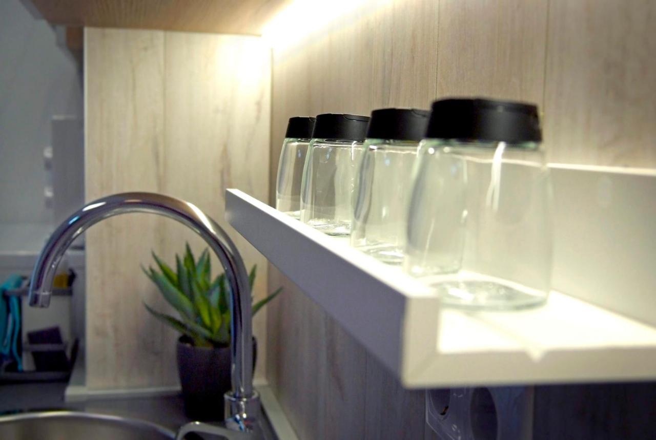 Victoria Apartman Kecskemét Buitenkant foto