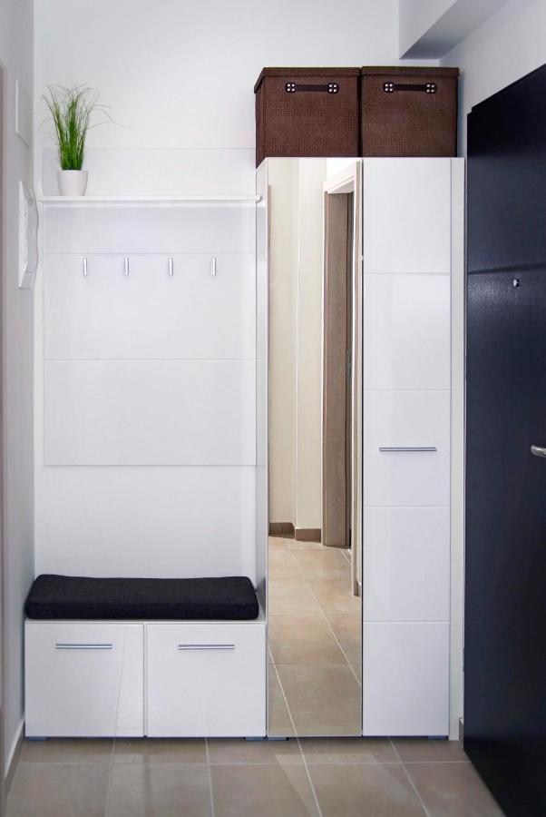 Victoria Apartman Kecskemét Buitenkant foto